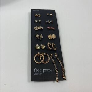 4/$25 NWT Free Press set of 8 earrings